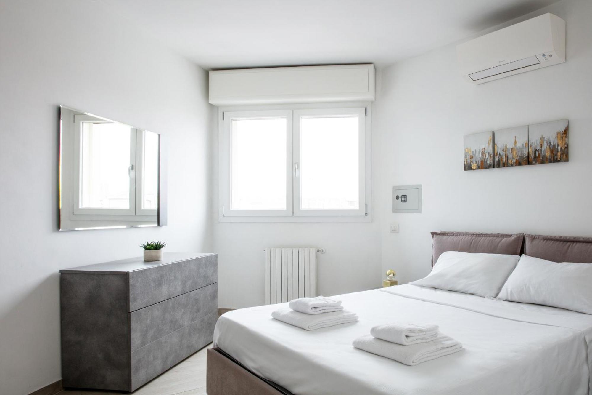 Dehomes - Porta Genova Luxury Stay Milan Extérieur photo
